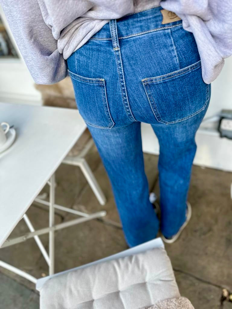 Crush Wide Leg - Mid Wash