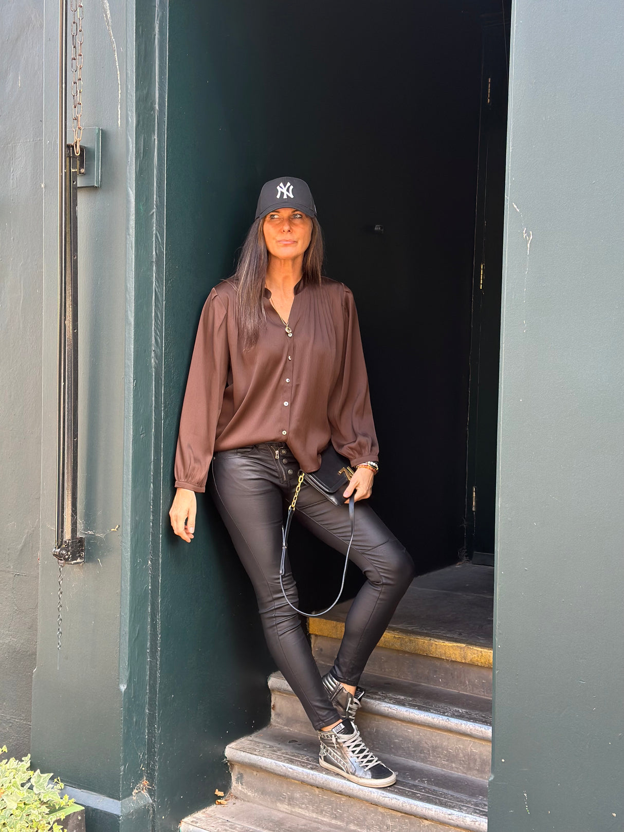 Carrie Blouse - Chocolate