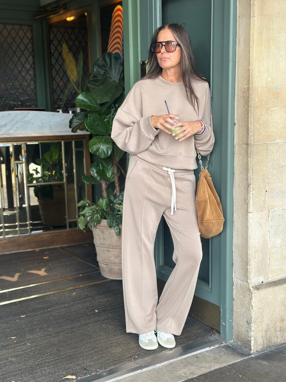 Sweet Sweatshirt - Camel