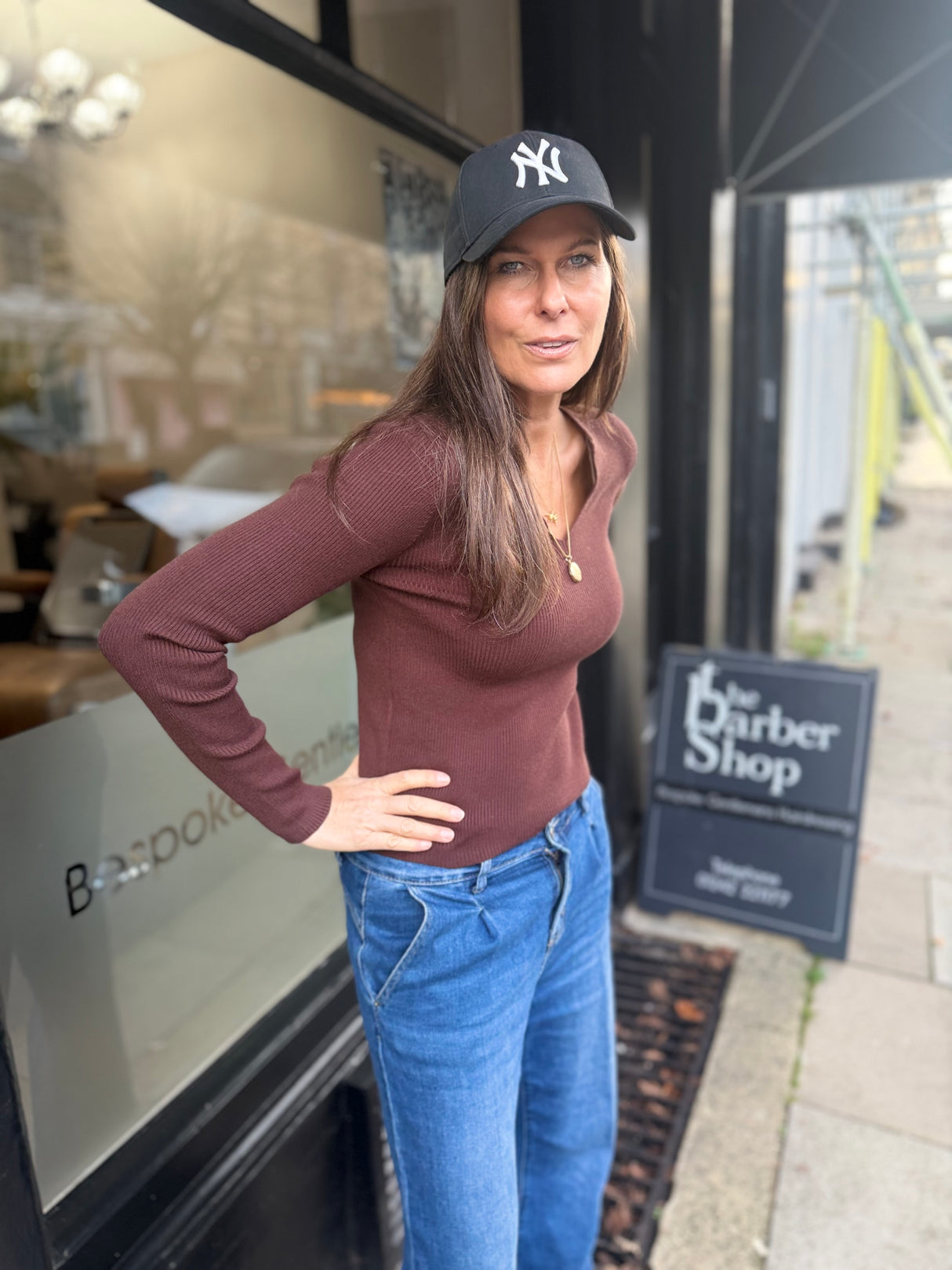 Wallis Open Neck Knit - Chocolate