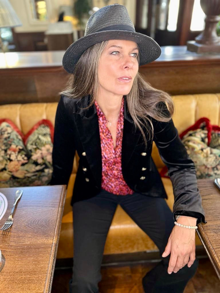 Victoria Velvet Blazer - Black