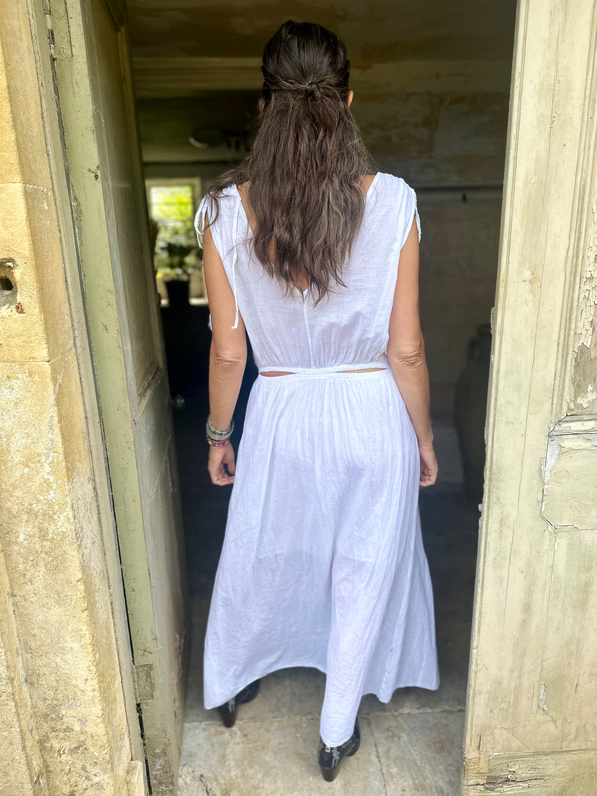 Zahra Cut Out Maxi - White