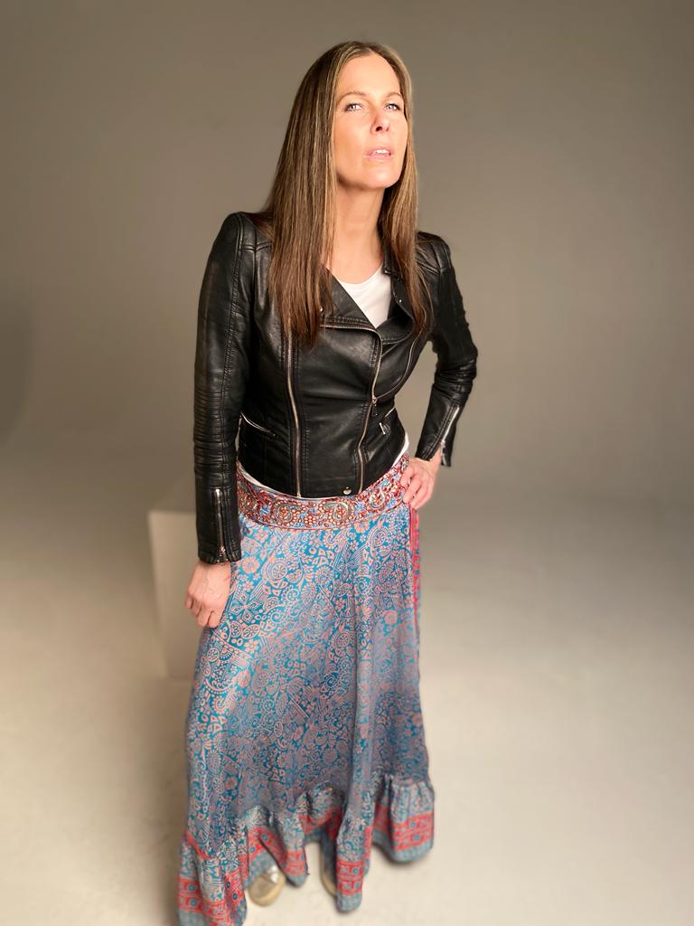 Chaqueta de motociclista con capucha