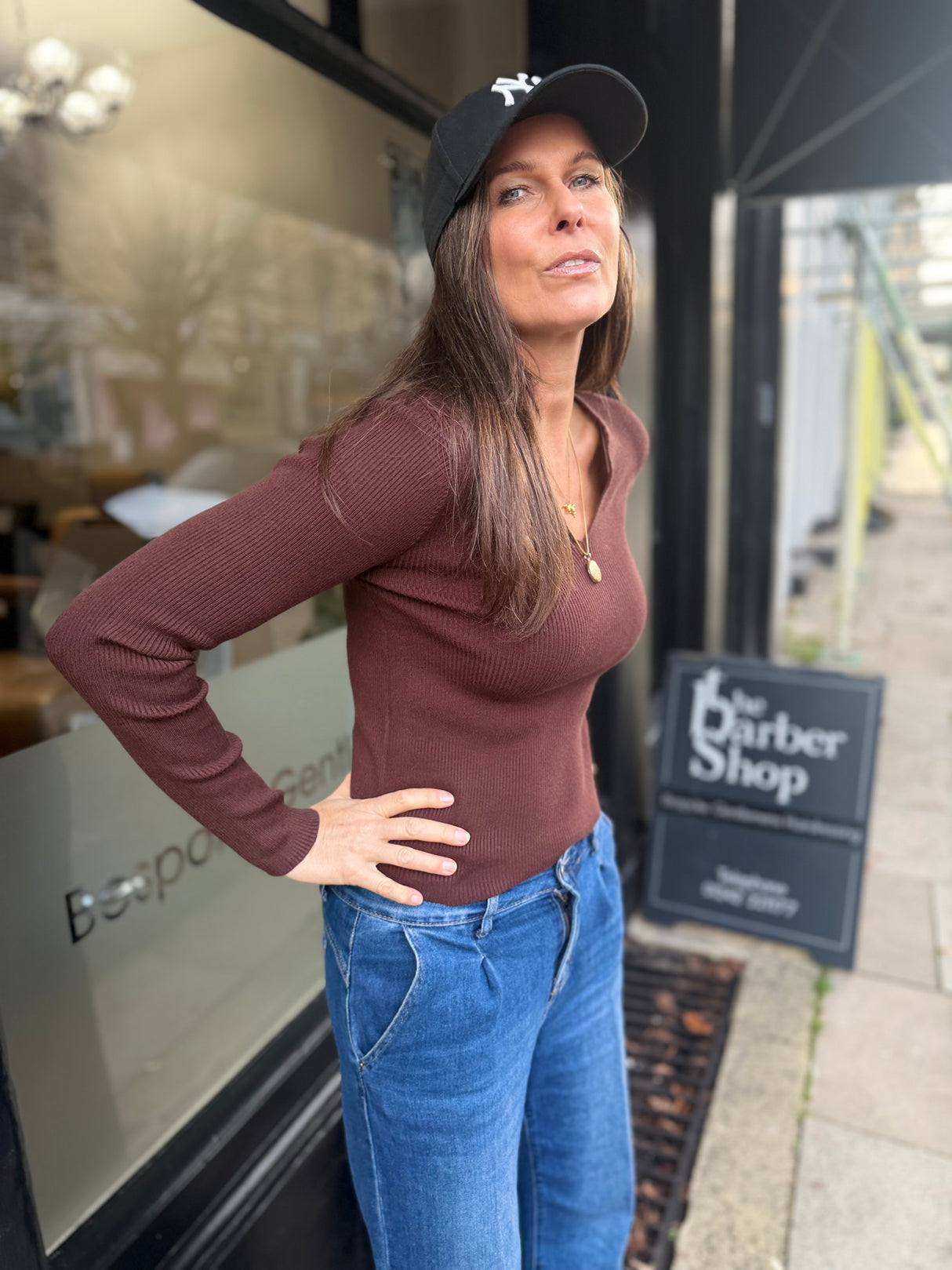 Wallis Open Neck Knit - Chocolate