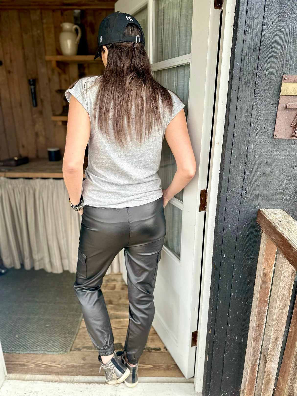 Hustle Tee Cinza/Preto Glitter