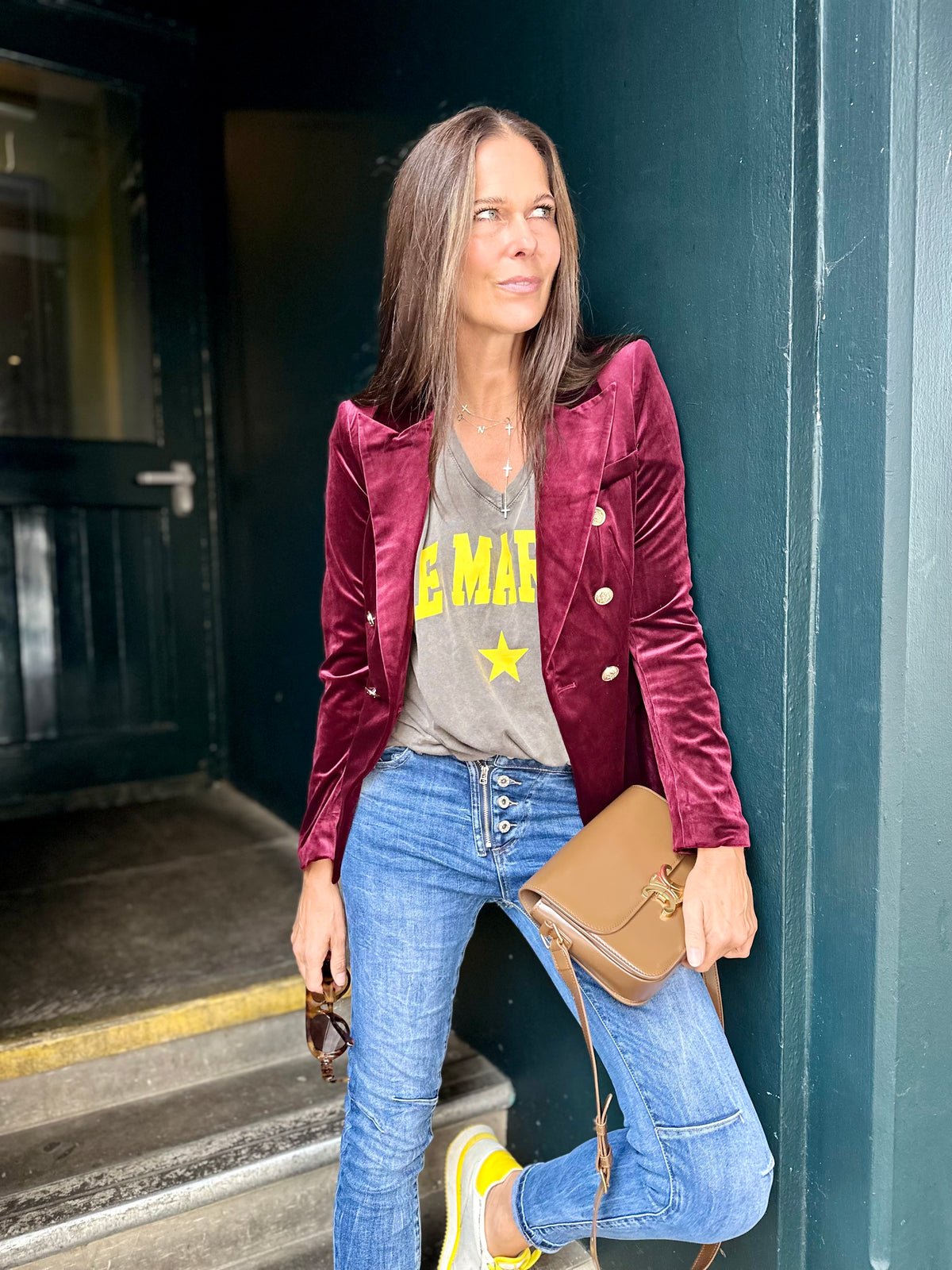 Victoria Velvet Blazer - Bordeaux