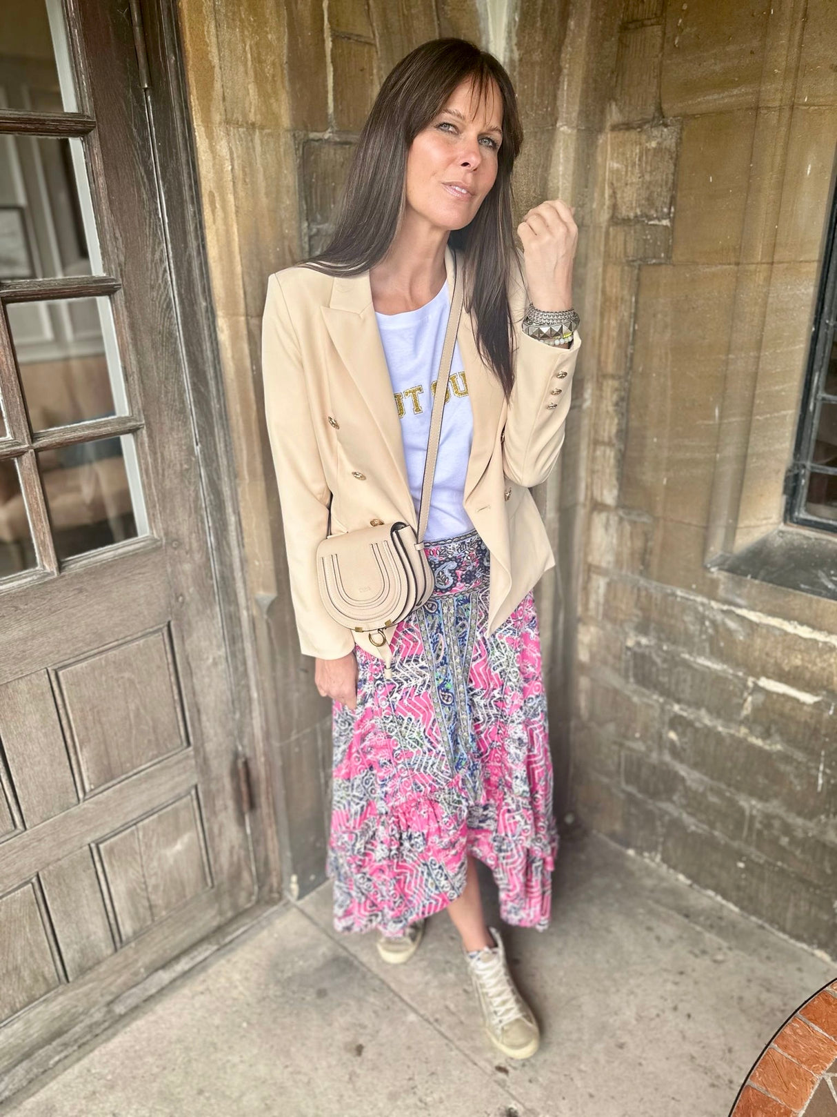 Blazer Eliza color caramelo