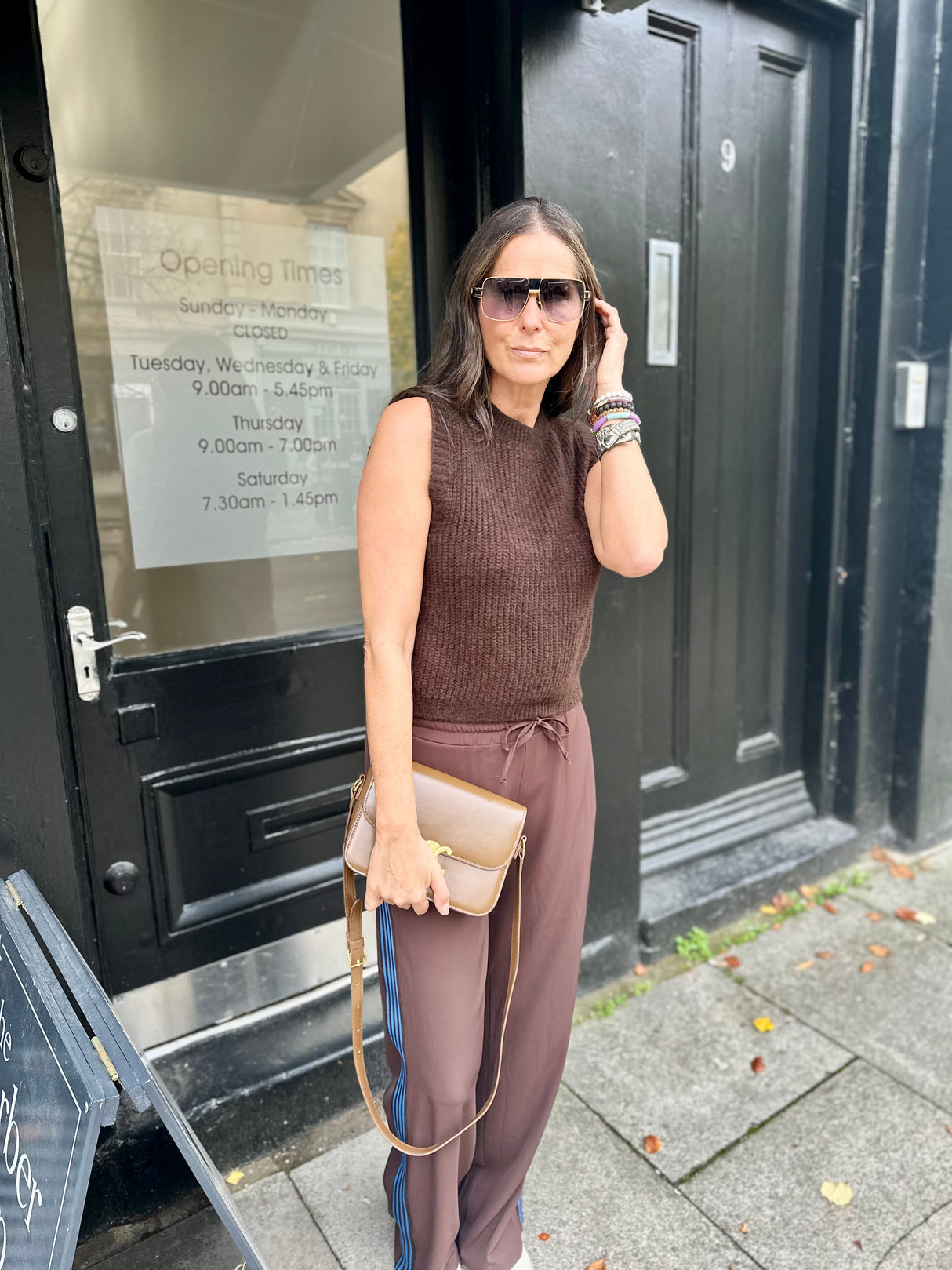 Bubblegum Crew Neck Vest - Chocolate