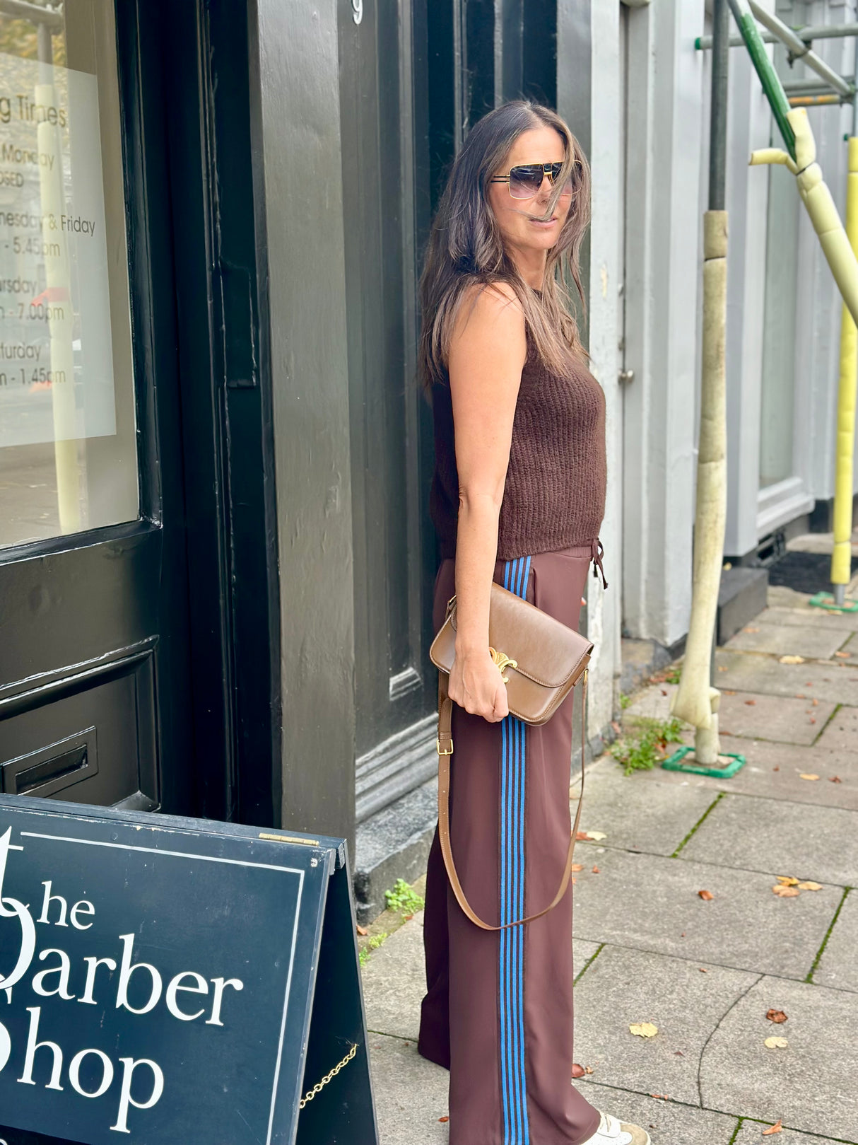 Bubblegum Crew Neck Vest - Chocolate