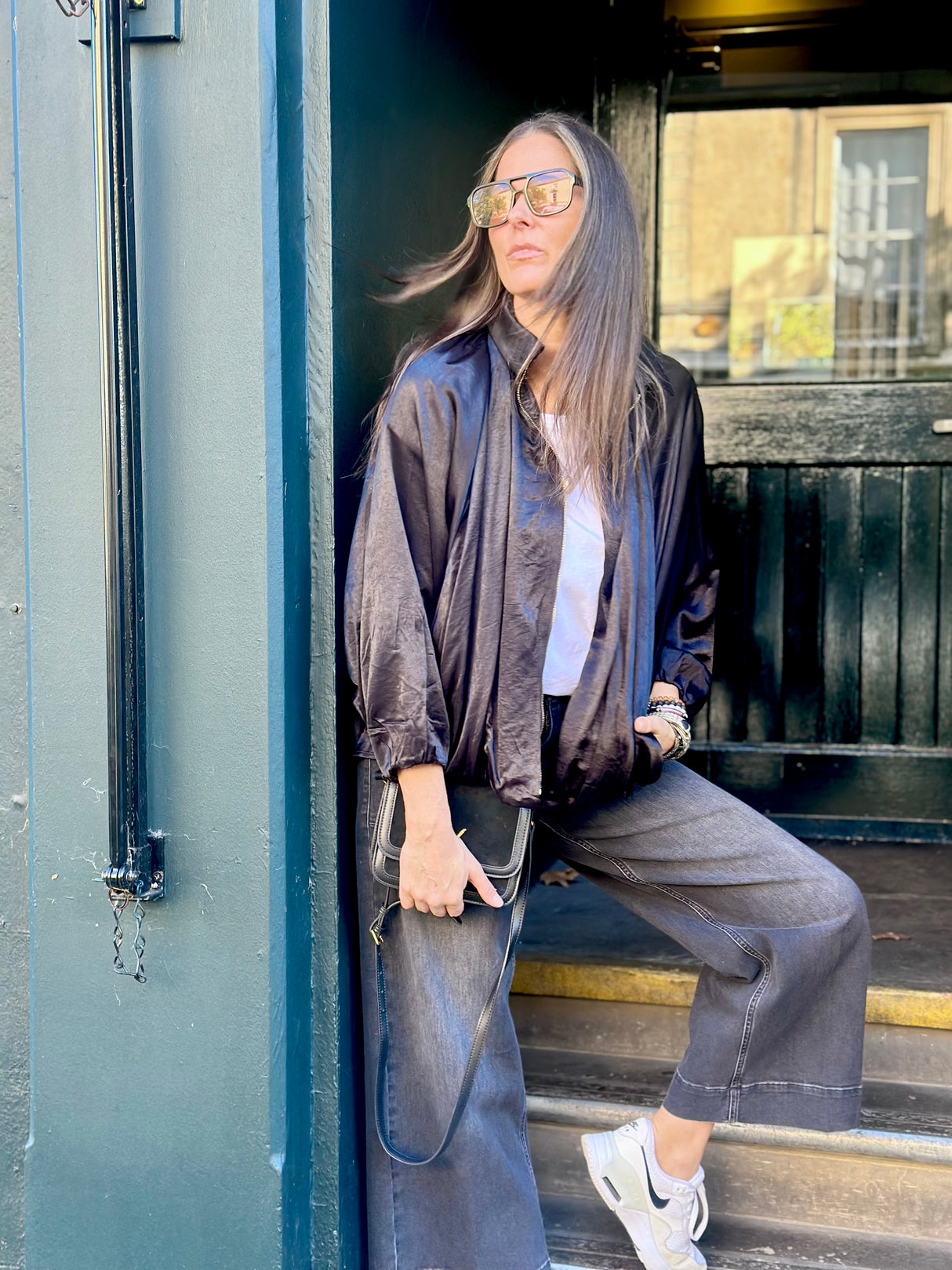 Miru 6/8 Jean Black Wash