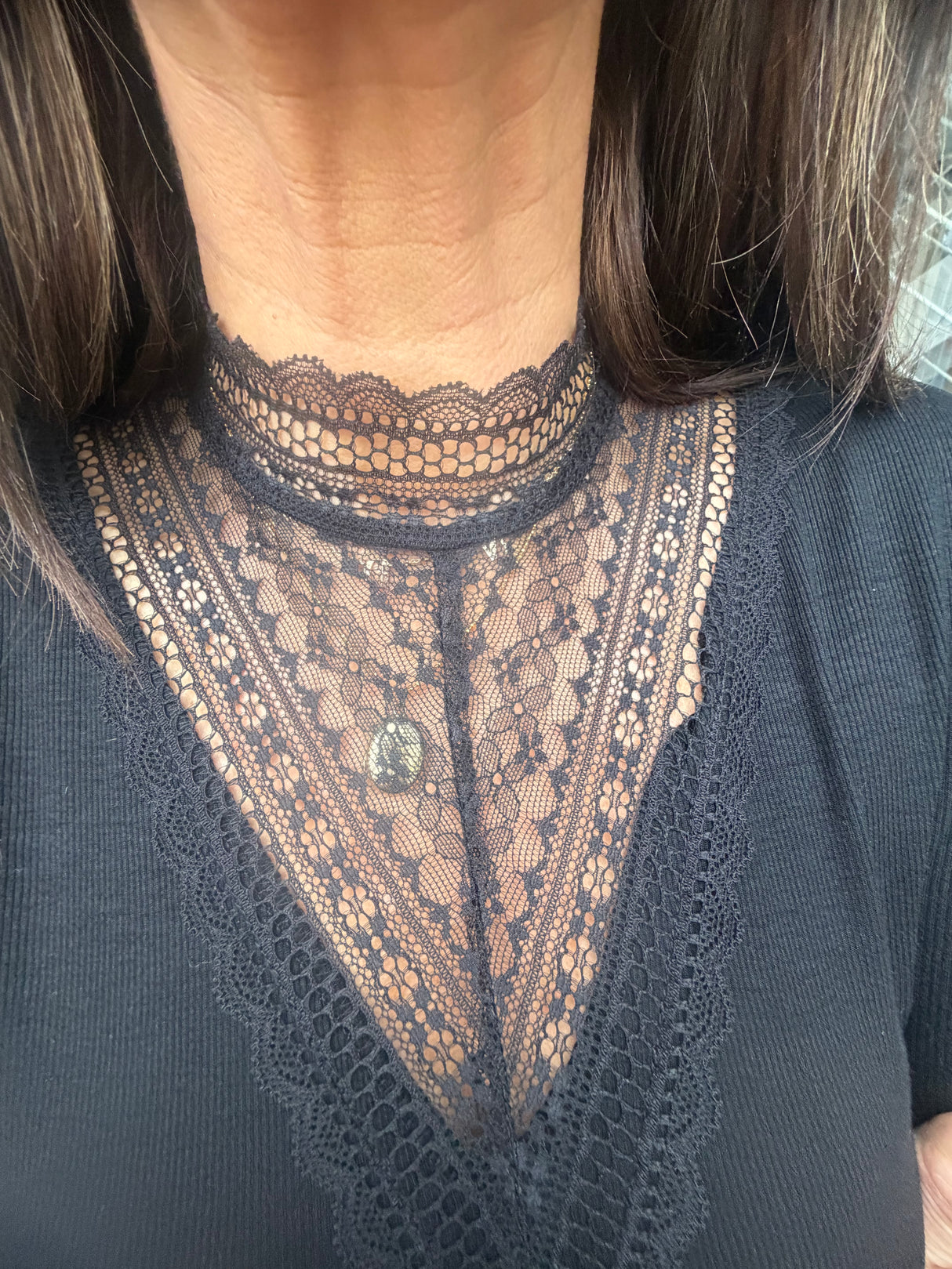 Clare Essential Top With Lace - Black