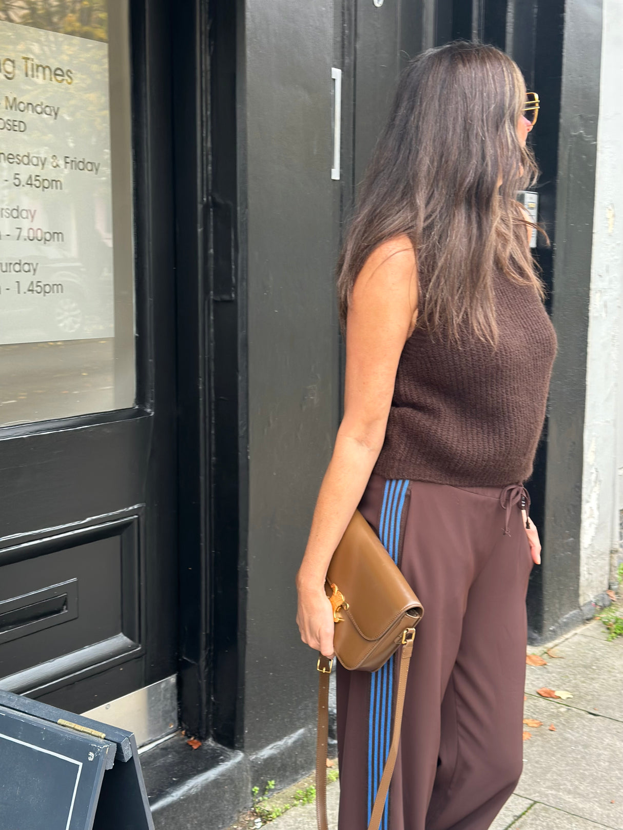 Bubblegum Crew Neck Vest - Chocolate