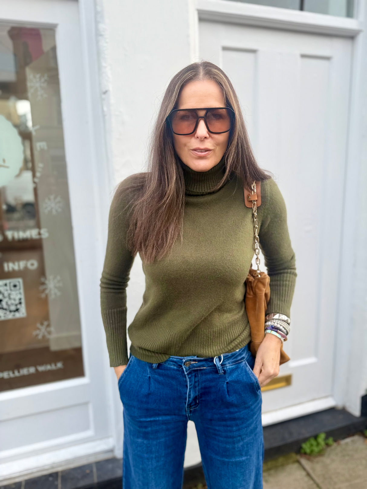 Rita Roll Neck Essential - Khaki