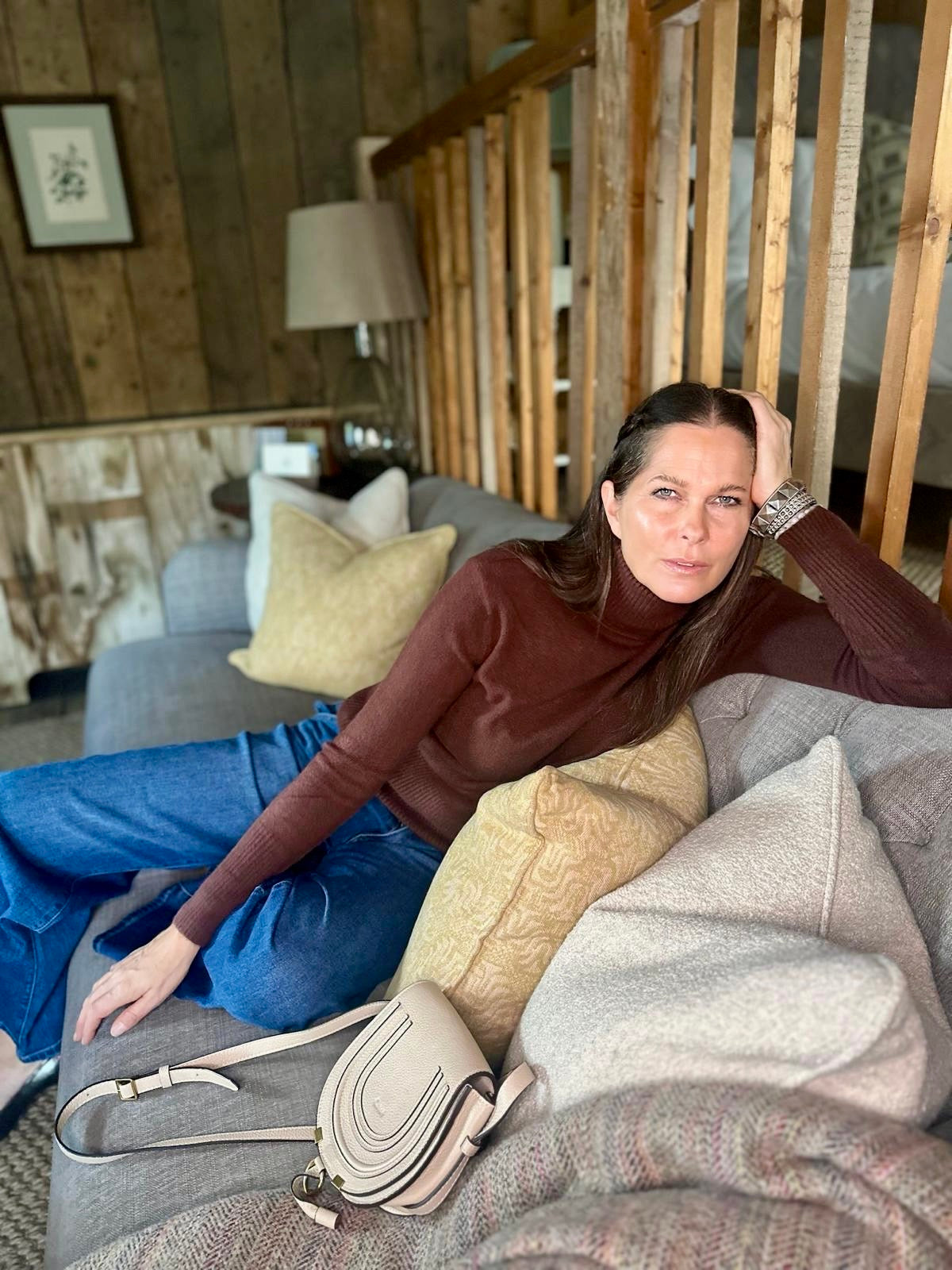 Rita Roll Neck Chocolate Essencial