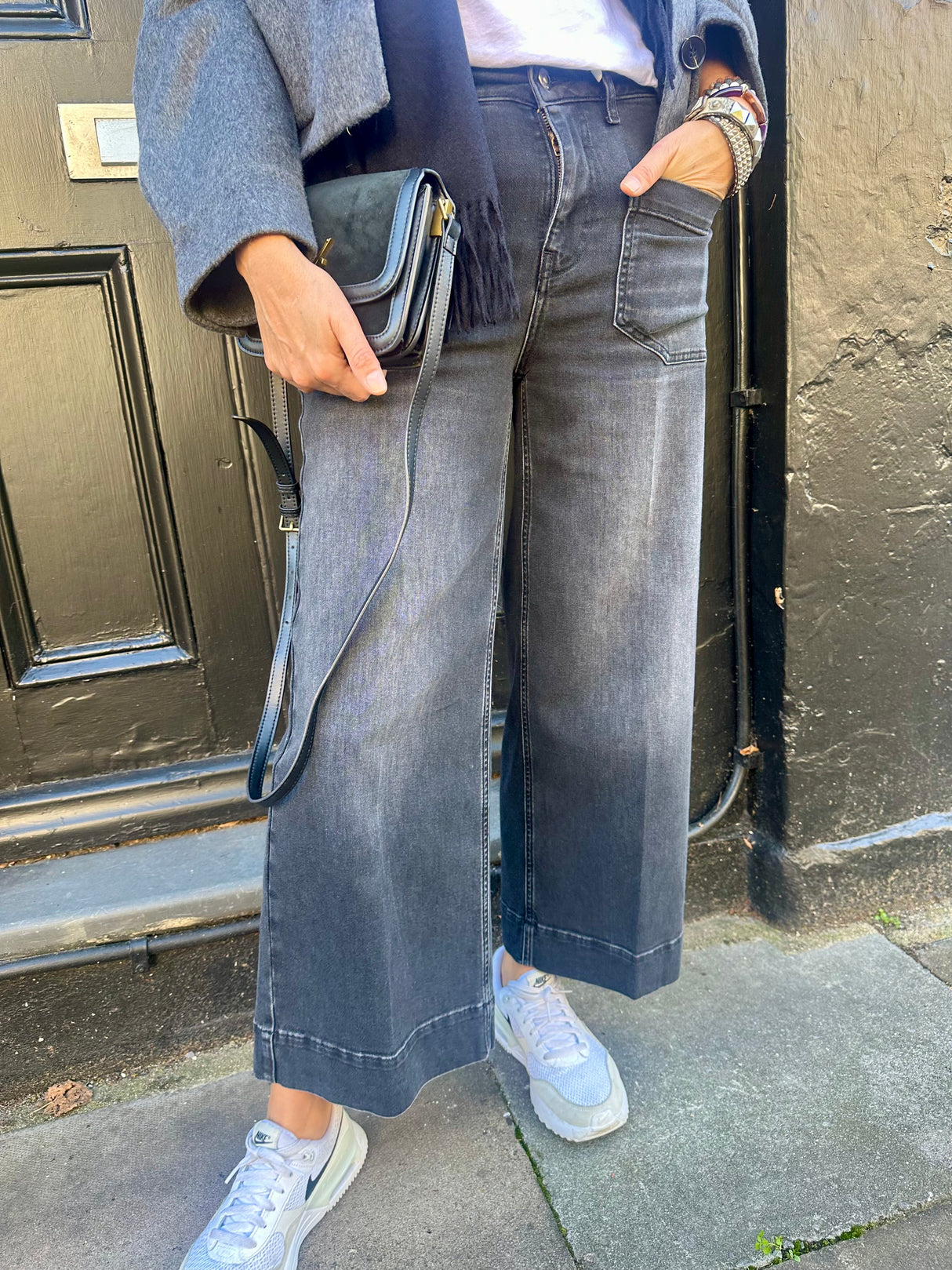 Miru 6/8 Jean Black Wash