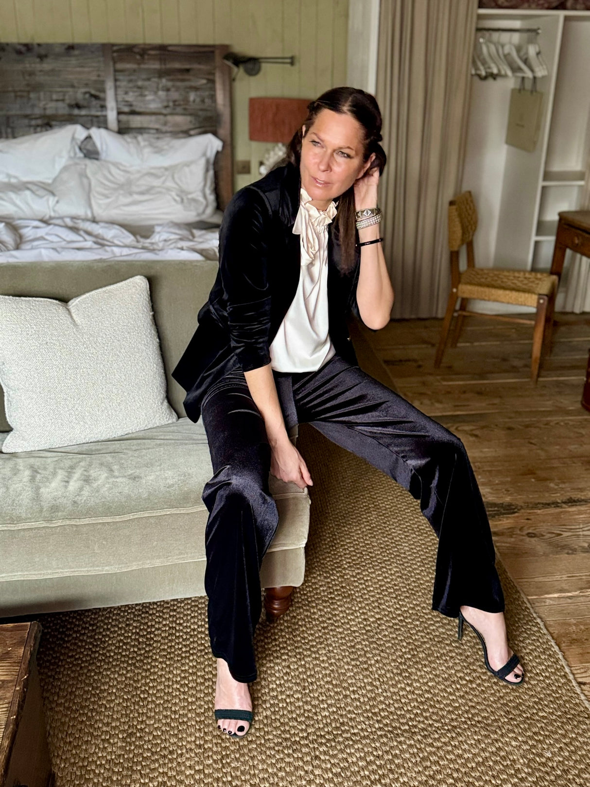 Jessica Velvet Pant - Black