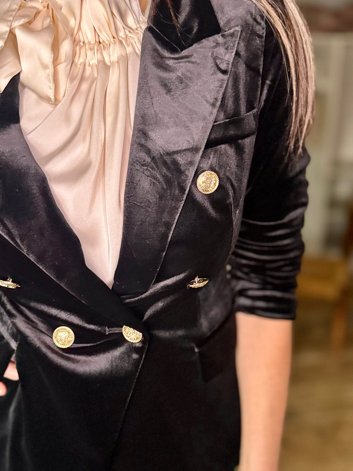 Victoria Velvet Blazer - Black