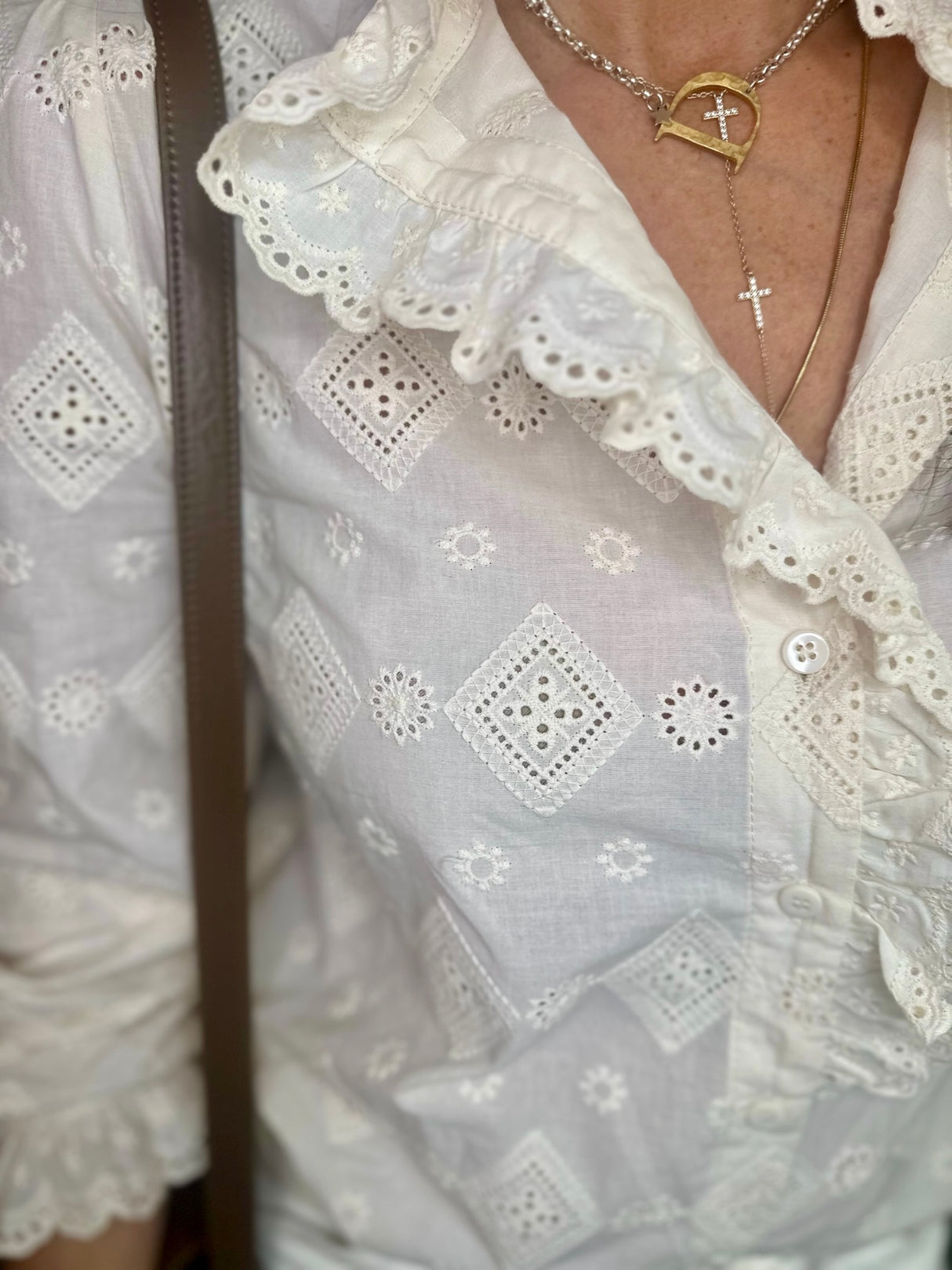 Jolie Embroidered Blouse - Cream