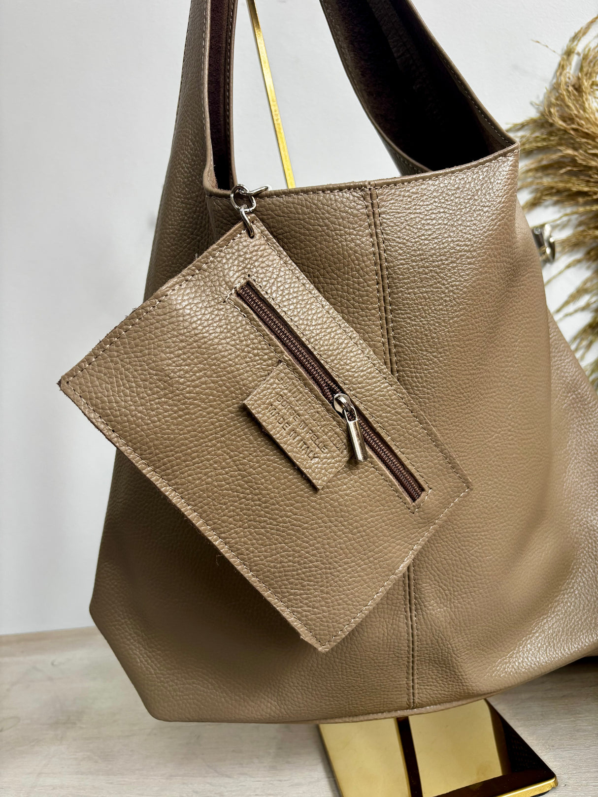Classic Leather Tote - Taupe