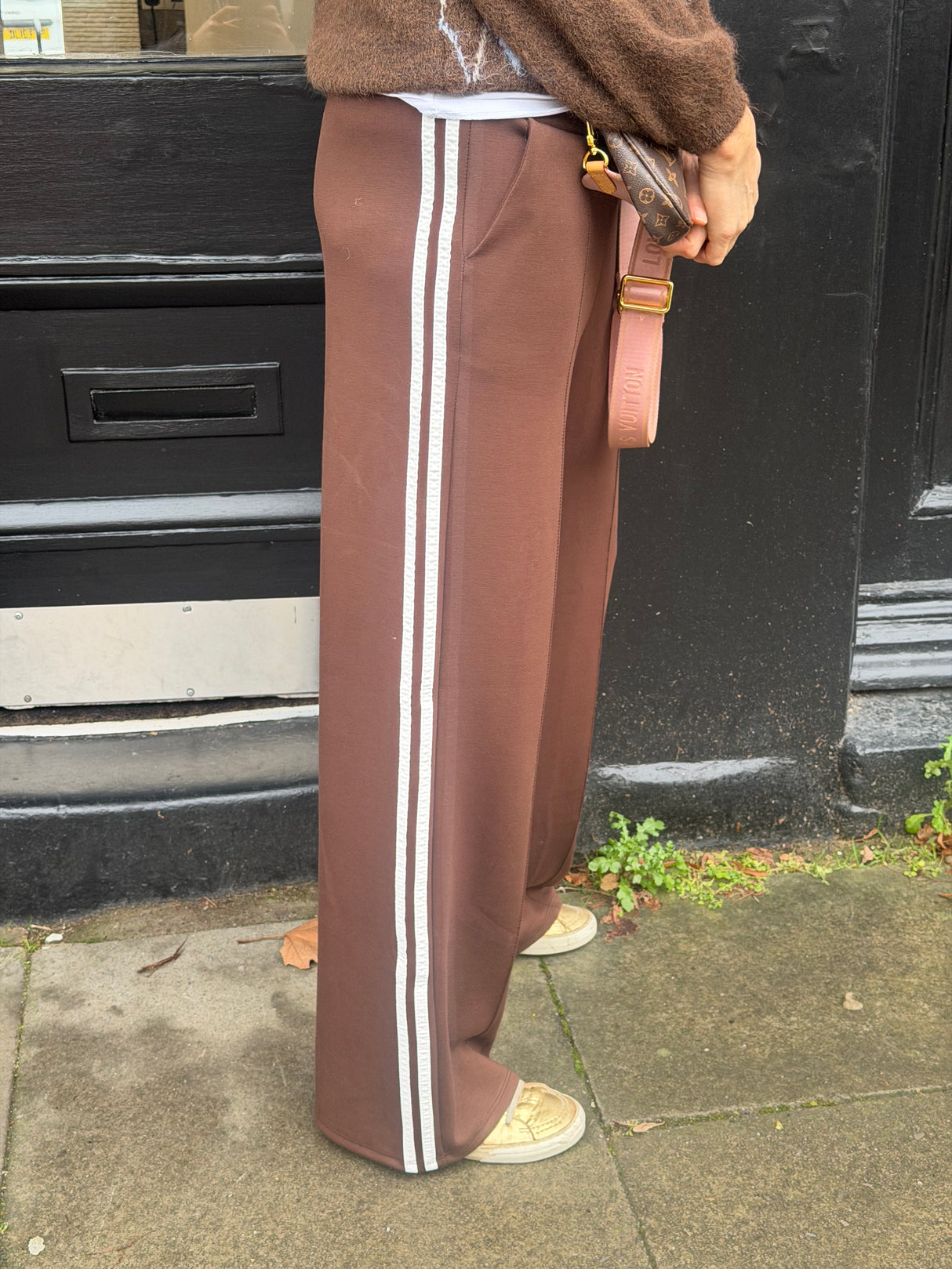 Law Stripe Jogger - Chocolate