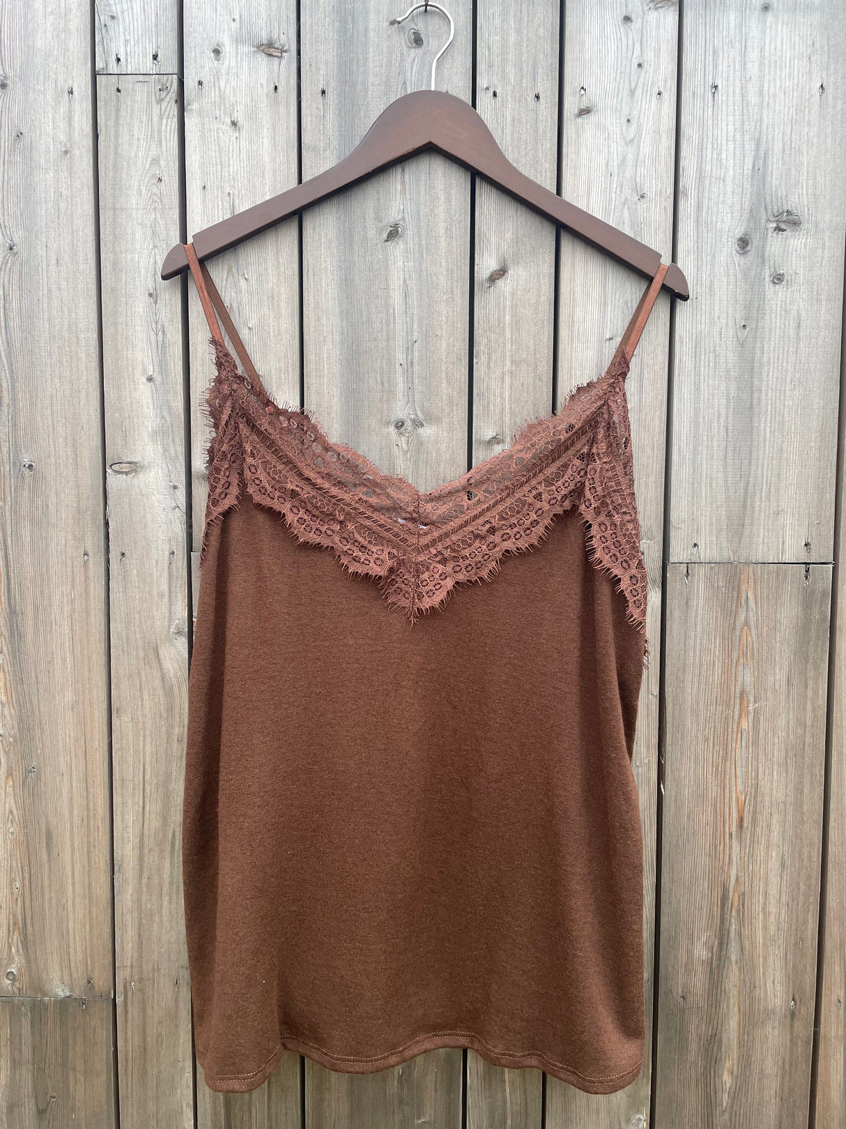 Law and Co Curve - Cali Lace Trim Stretch Camisole - Chocolate