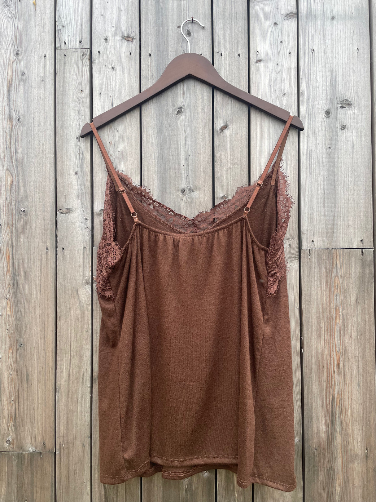 Law and Co Curve - Cali Lace Trim Stretch Camisole - Chocolate