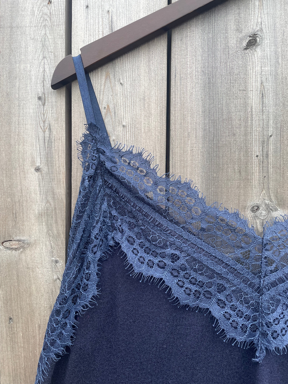 Law and Co Curve - Cali Lace Trim Stretch Camisole - Blue