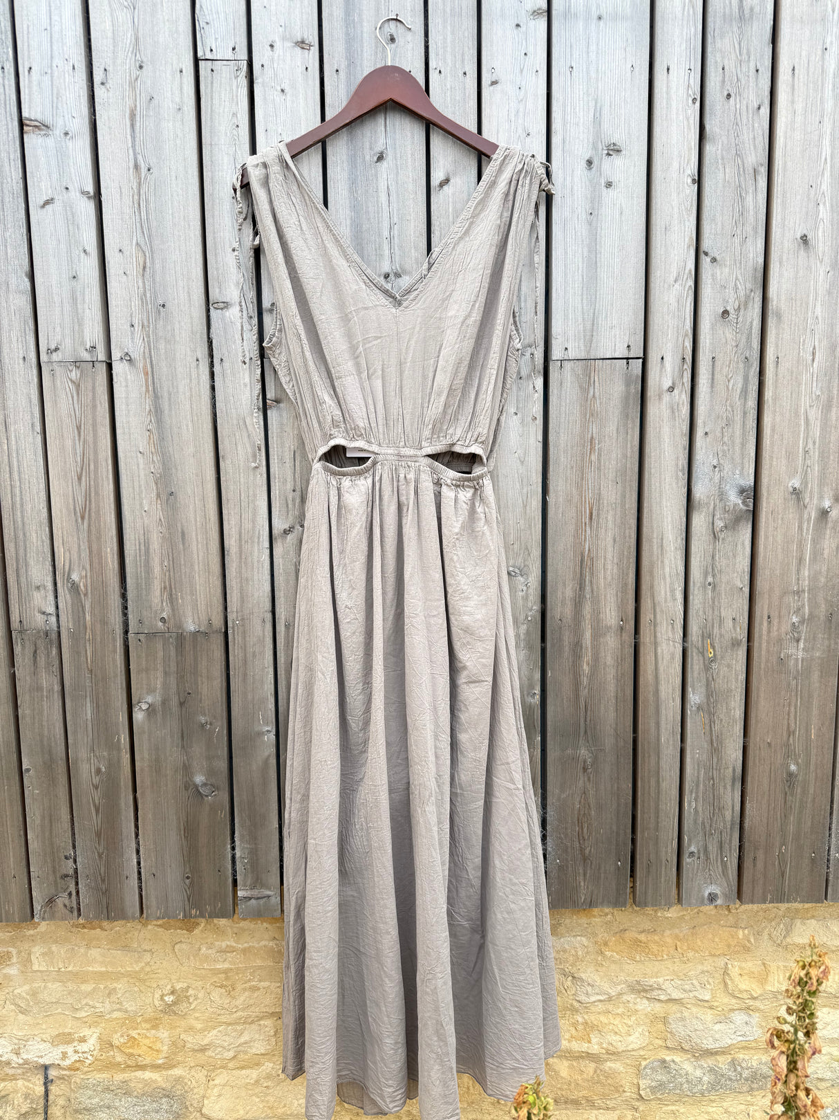 Zahra Cut Out Maxi - Slate