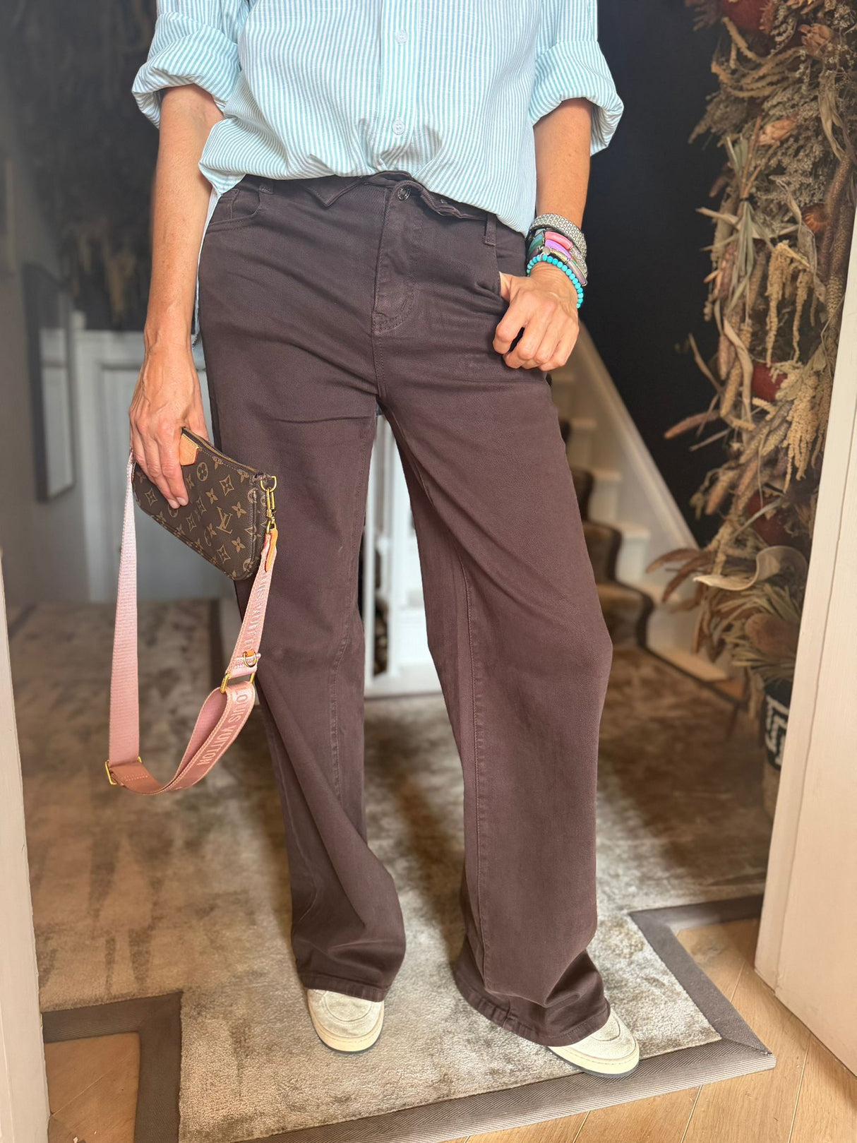The Liv Button Detail Jean - Chocolate