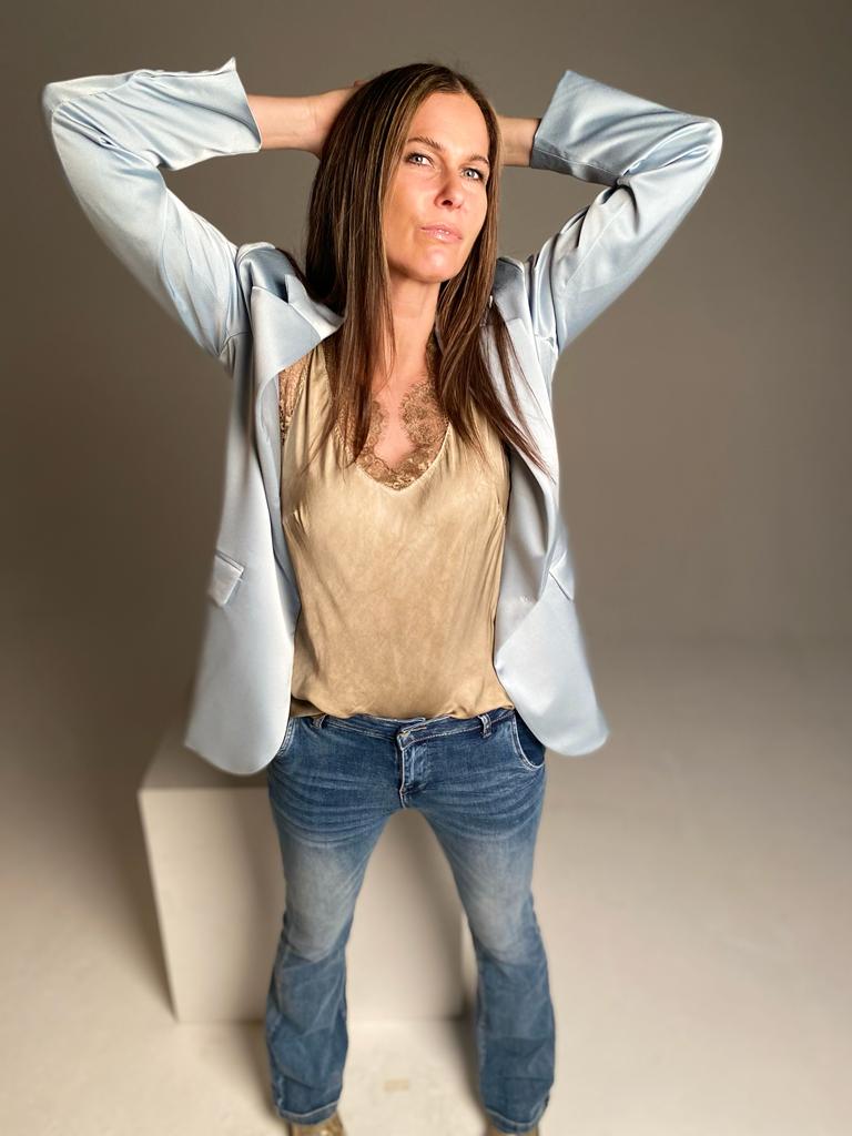 Pantalón Time Suit Azul Polvo