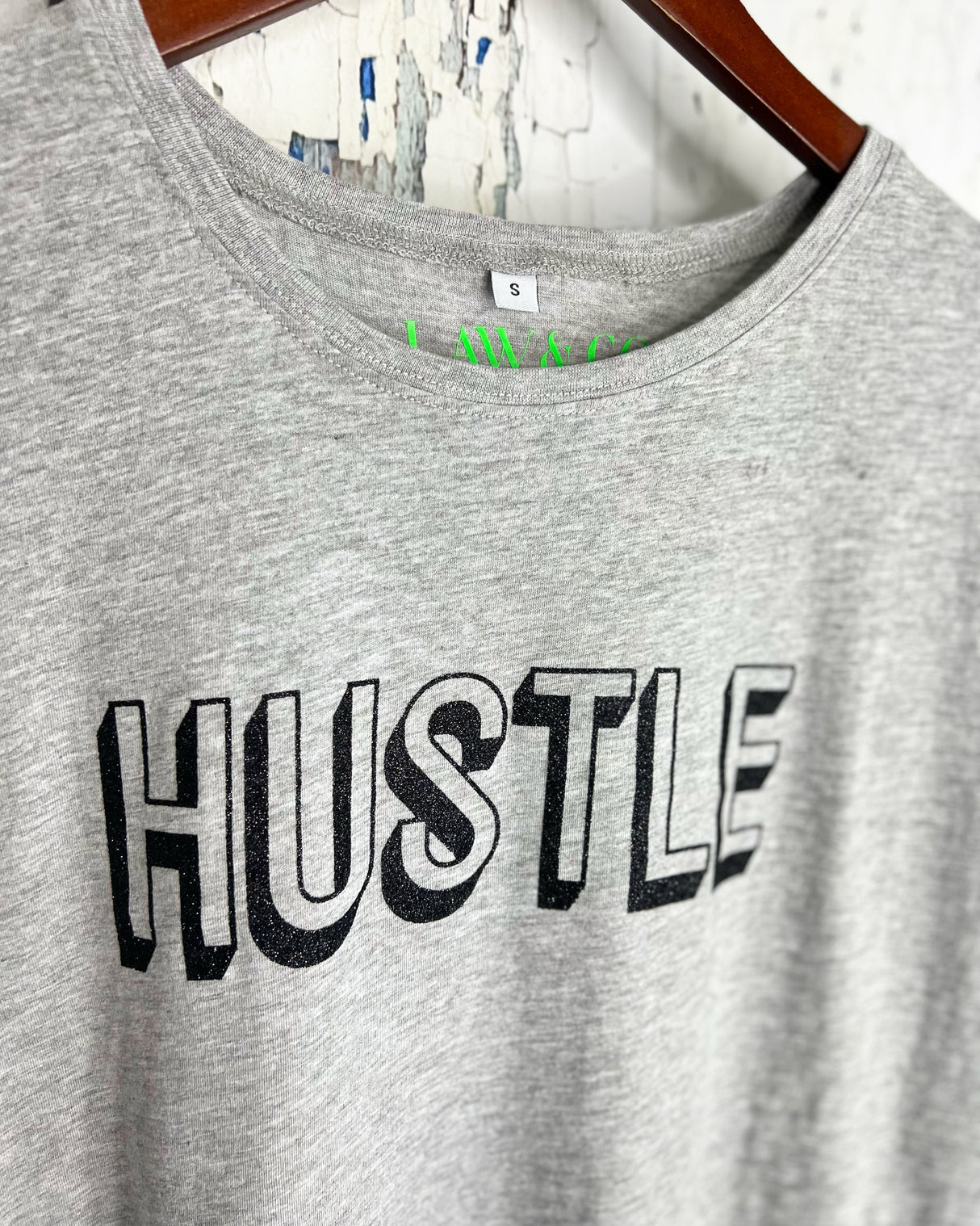 Hustle Tee Cinza/Preto Glitter
