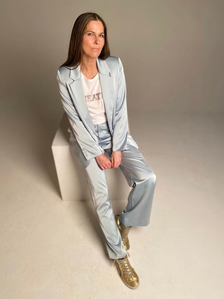 Pantalón Time Suit Azul Polvo