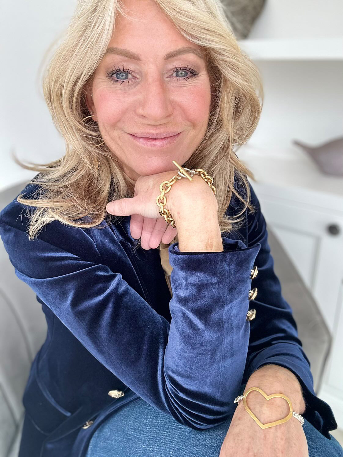 Victoria Velvet Blazer - Navy