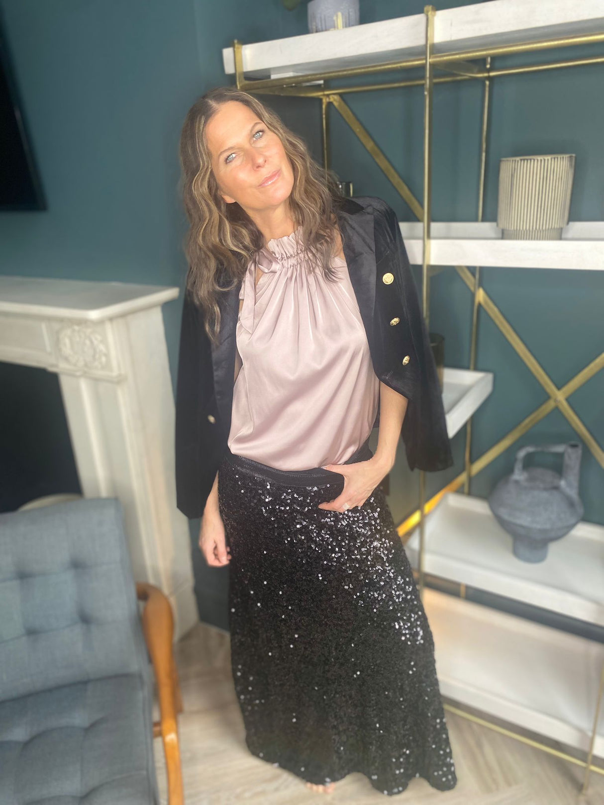 Falda de lentejuelas toda negra