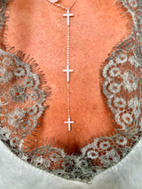 Collar con cruz de lazo