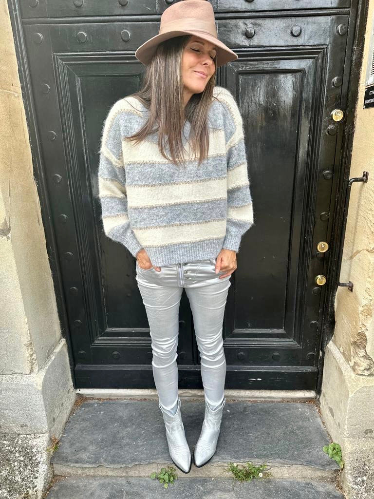Jean Lux efecto cuero plateado