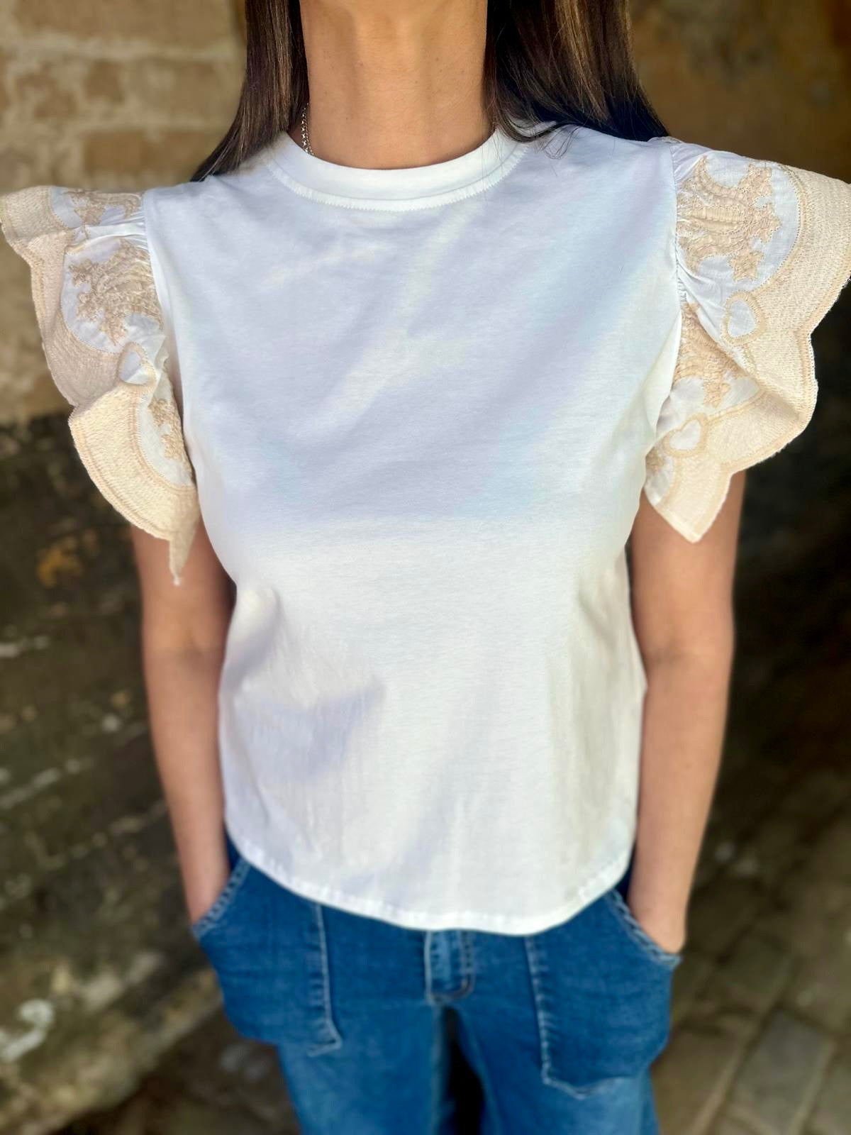 Sandy Tee