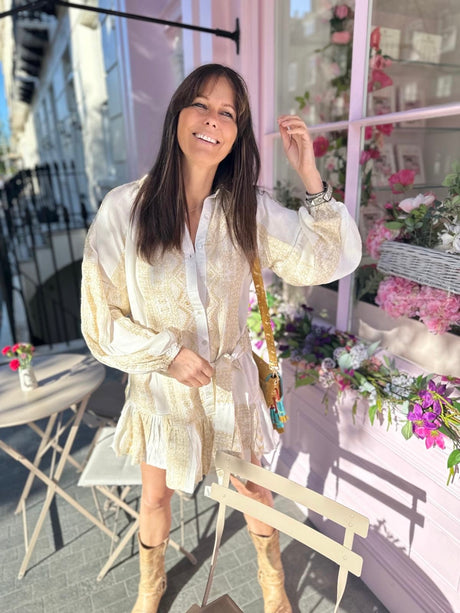 Vestido visto dorado