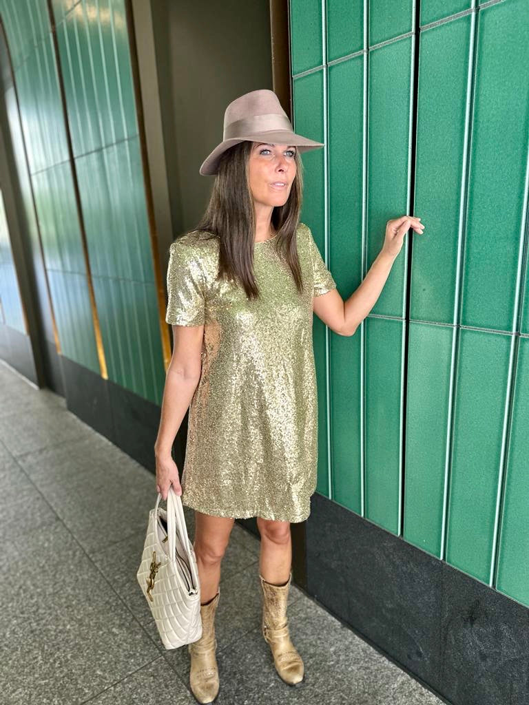 Vestido de lentejuelas Taken