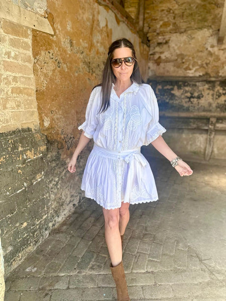 Vestido mini bordado Leticia - Blanco