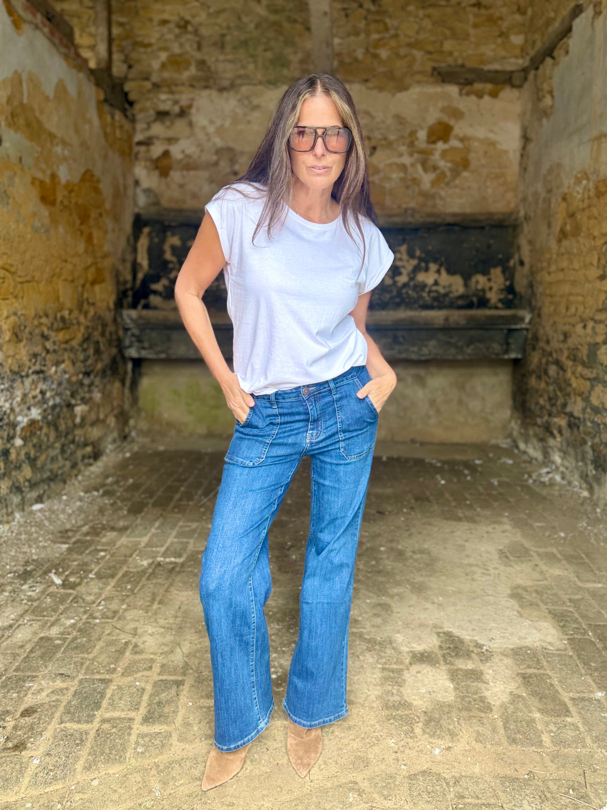 Crush Wide Leg - Mid Wash