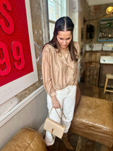 Blusa con volantes color lila - Camel