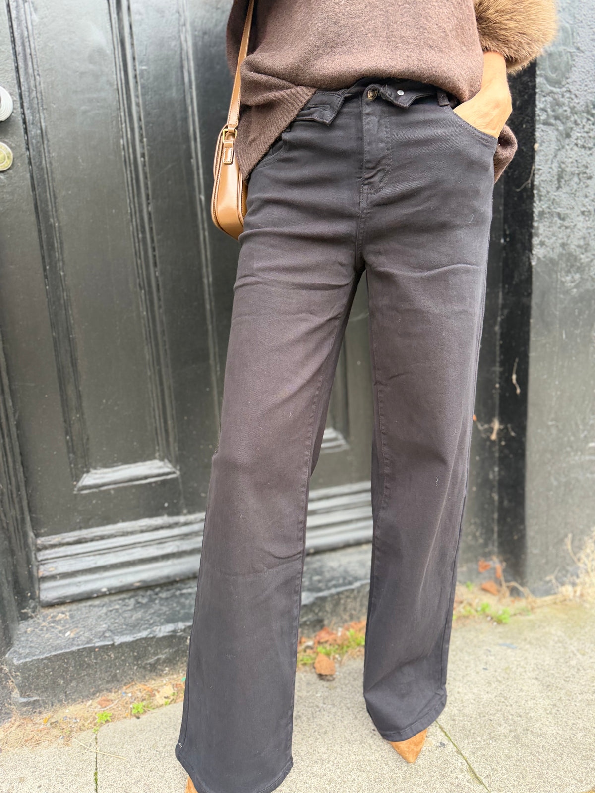 The Liv Button Detail Jean - Black