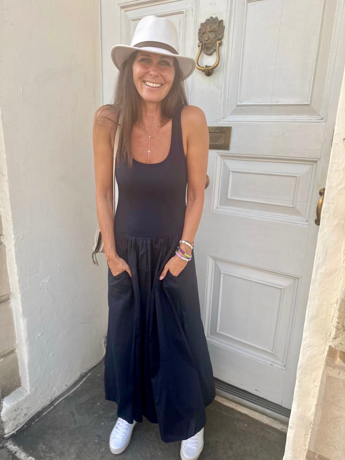 Vestido de abril negro