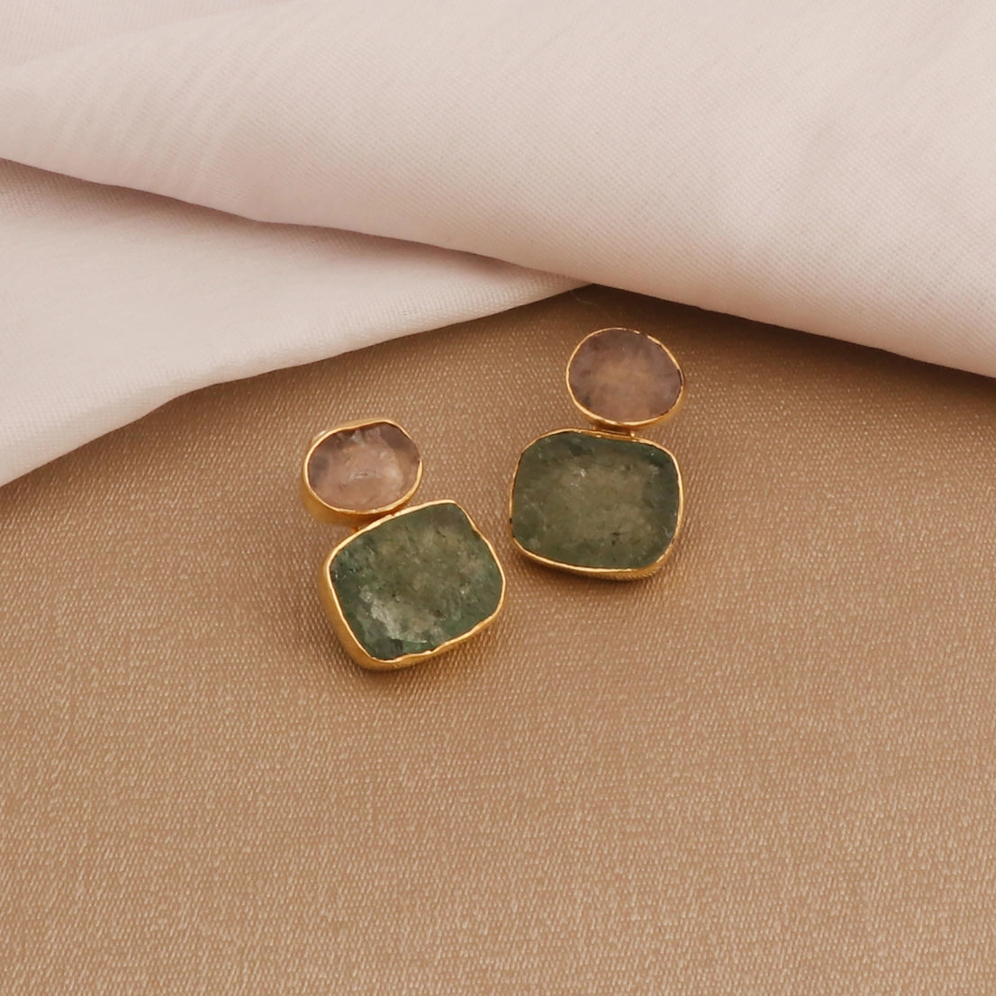 Dual Quartz Studs