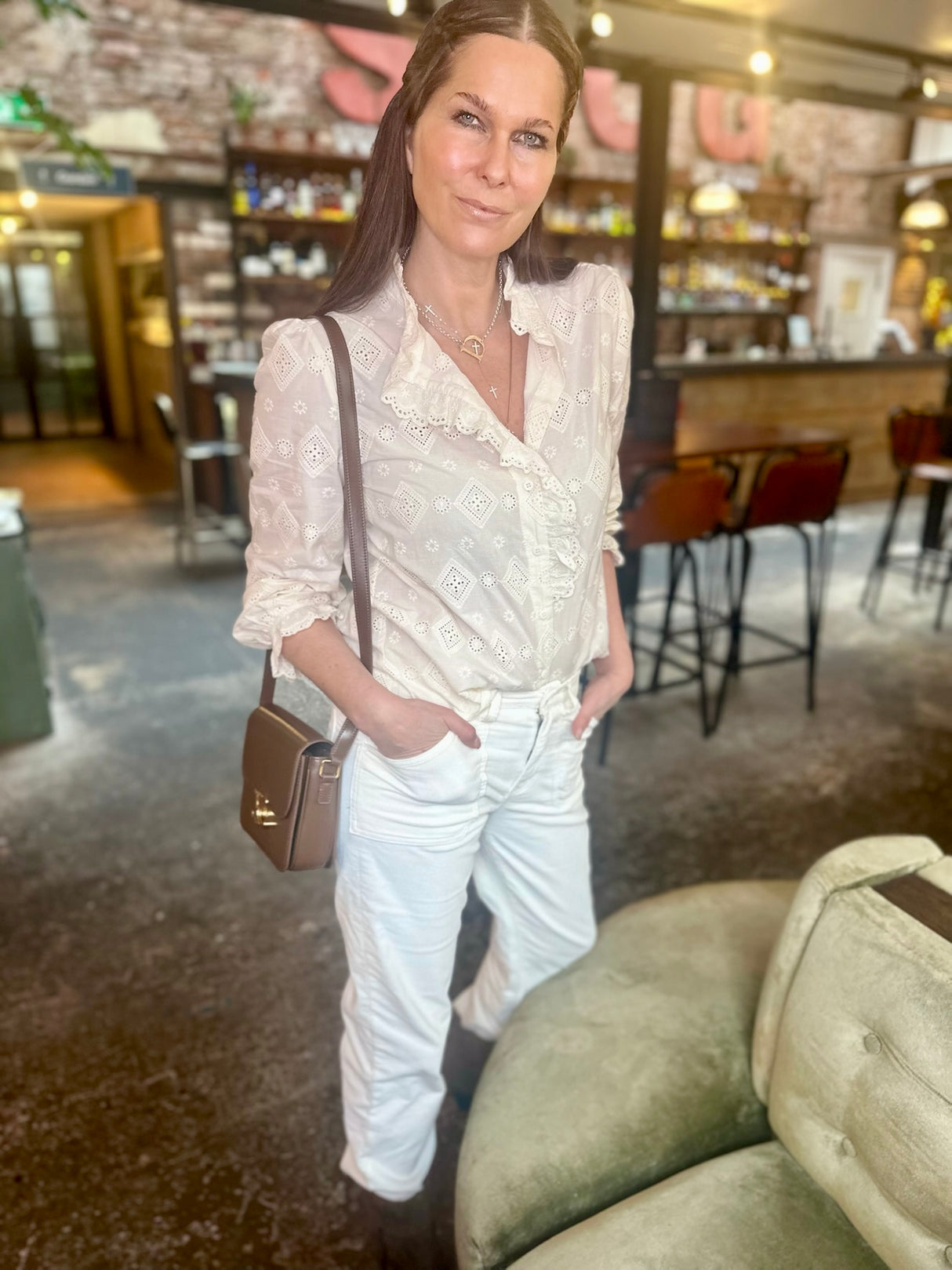 Blusa bordada Jolie - Crema