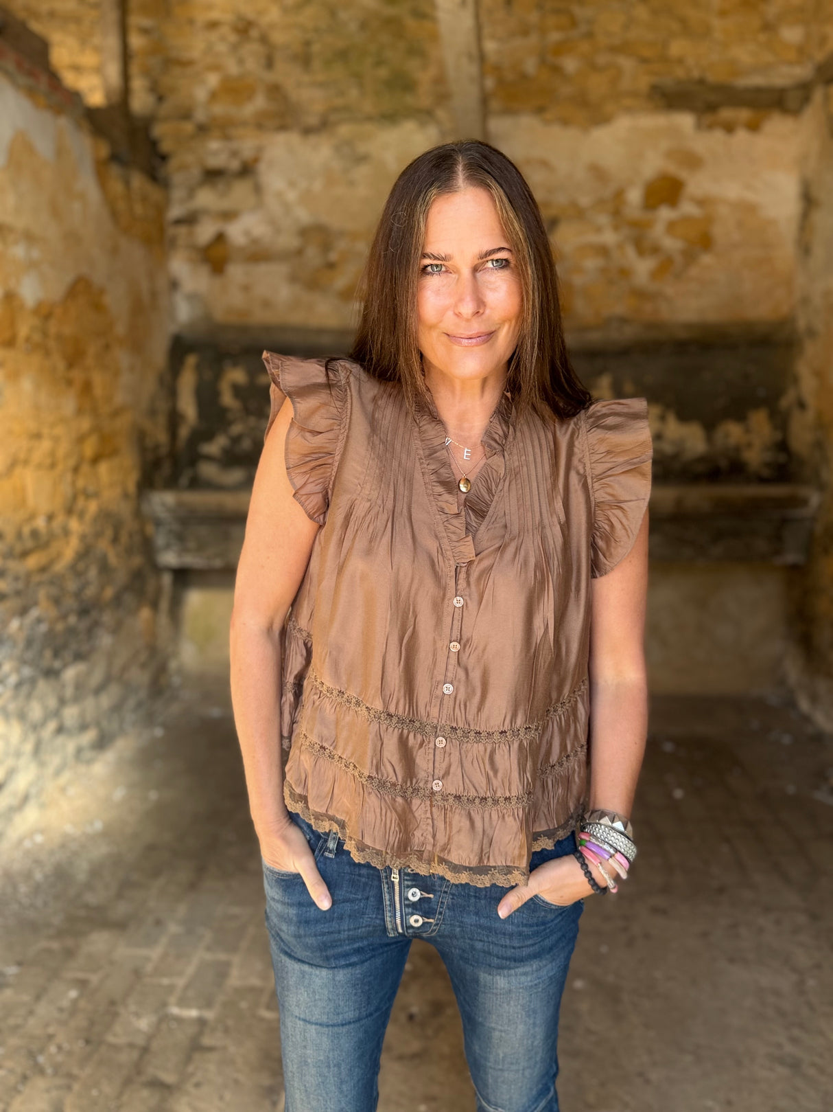 Arden Ruffle Blouse - Chocolate