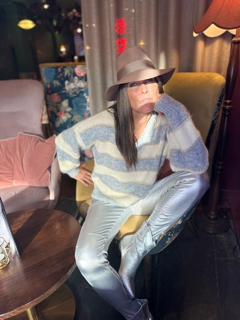 Jean Lux efecto cuero plateado