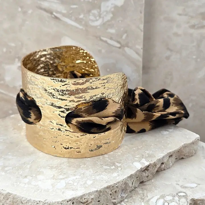 Silky Threaded Gold Bangle - Leopard