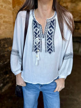 Blusa bohemia con estampado Riley